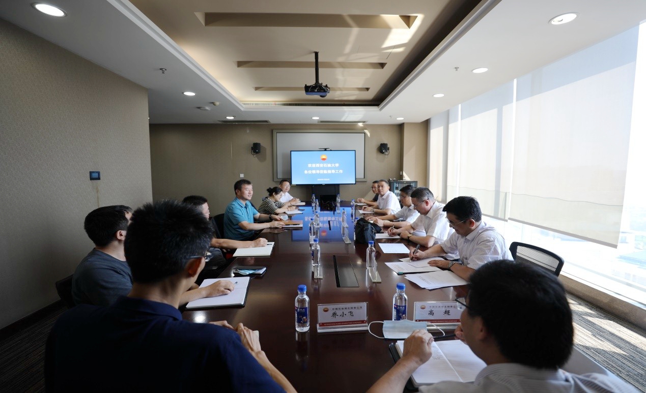 总会计师樊晓民带队赴湖北湖南石油石化企业及高校走访