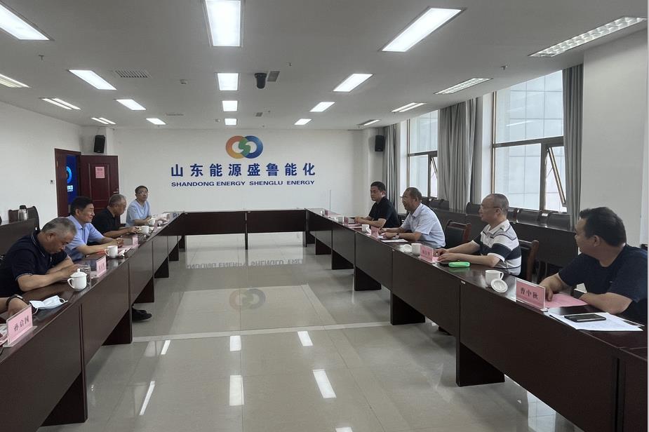 副校长翟耀南一行赴鄂尔多斯开展访企拓岗行动