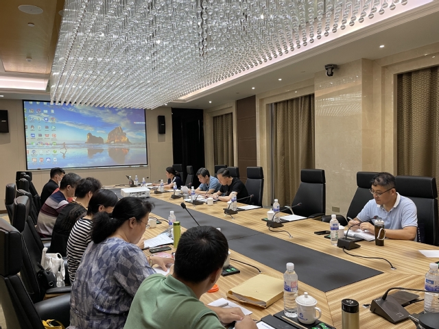 继续教育学院召开2022年暑期工作研讨会