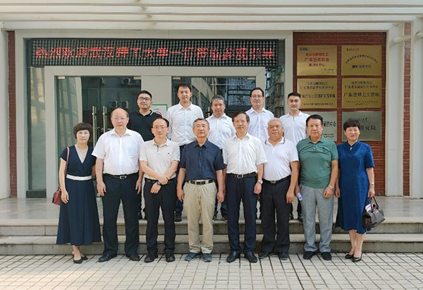 校党委书记信思金赴潮州调研交流
