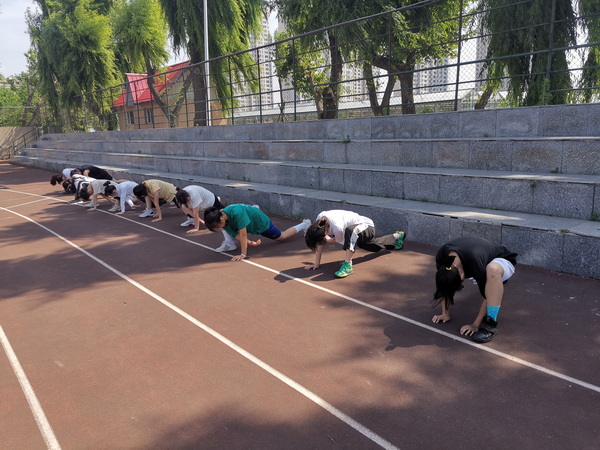 我校师生积极备战黑龙江省第十八届学生运动会