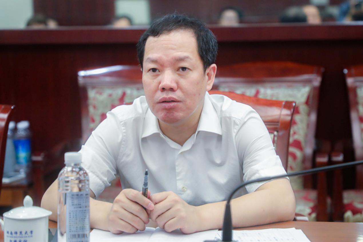 刘起军一行实地调研暑期项目建设情况