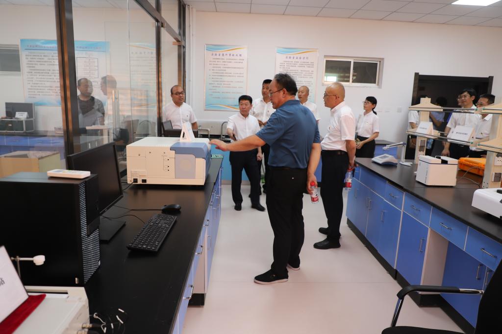 校党委书记付晓飞一行到秦皇岛校区调研指导工作