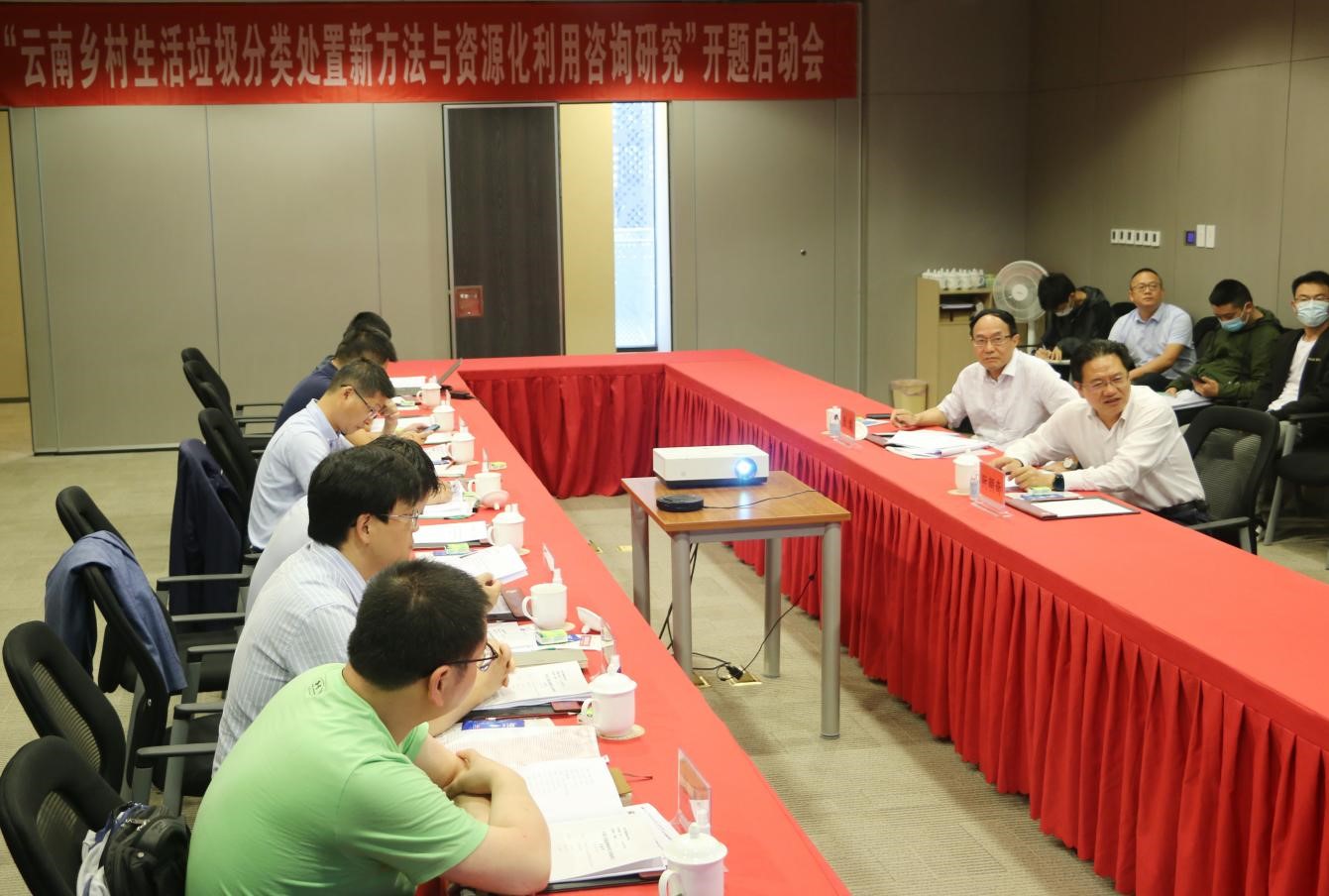 中国工程院—云南省政府2022年院地合作重点项目在昆工开题启动