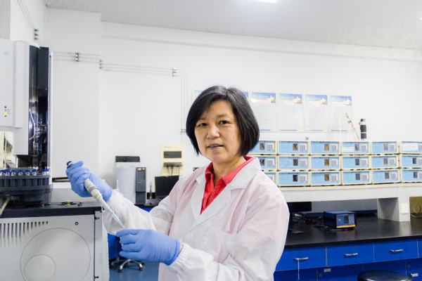 我校朱伟云教授、朱晶教授团队分获第三届江苏省“十佳研究生导师”和“十佳研究生导师团队”