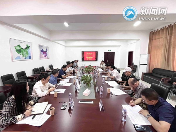 推进园区企业学术报告会各项准备工作！省、市机械工程学会和机电工程学院在我校召开工作会议