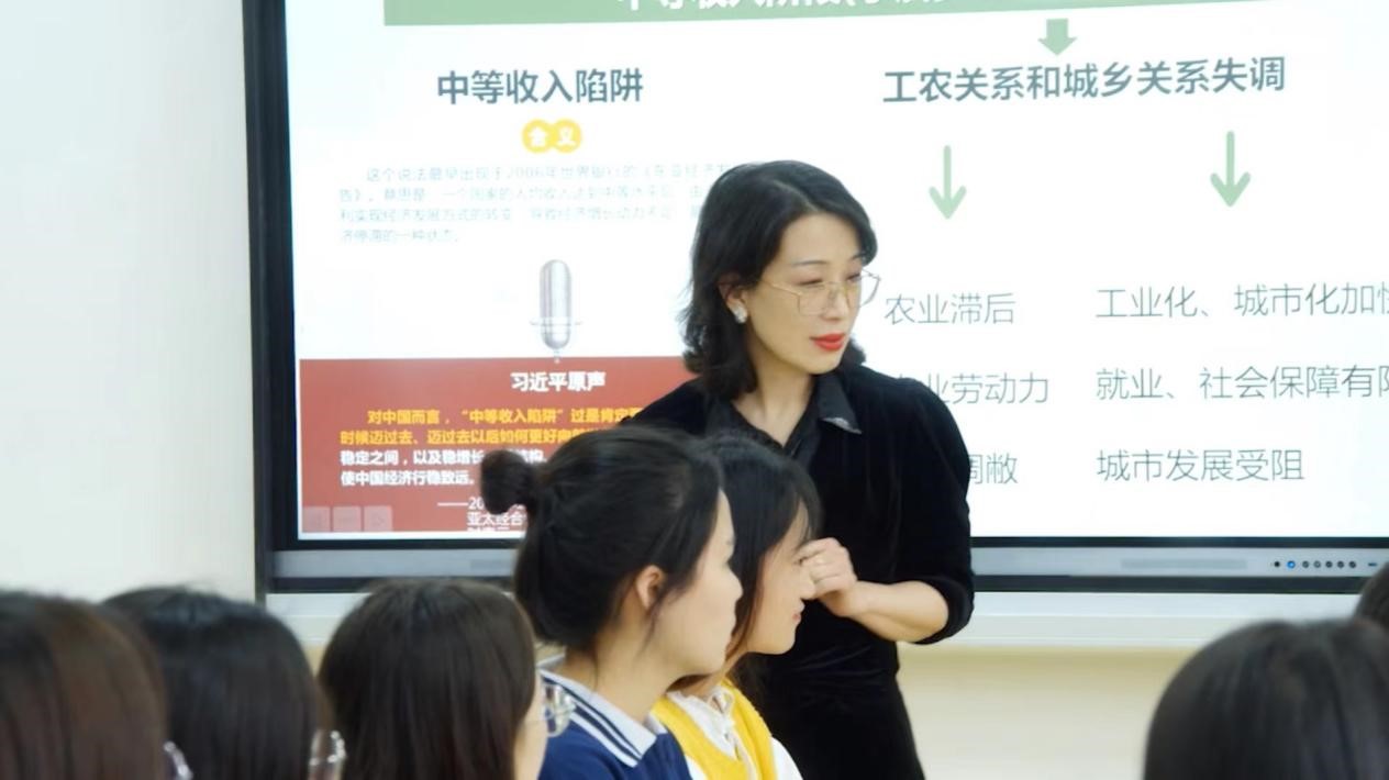 我校范锡文教授获评首届四川省“四有”好老师