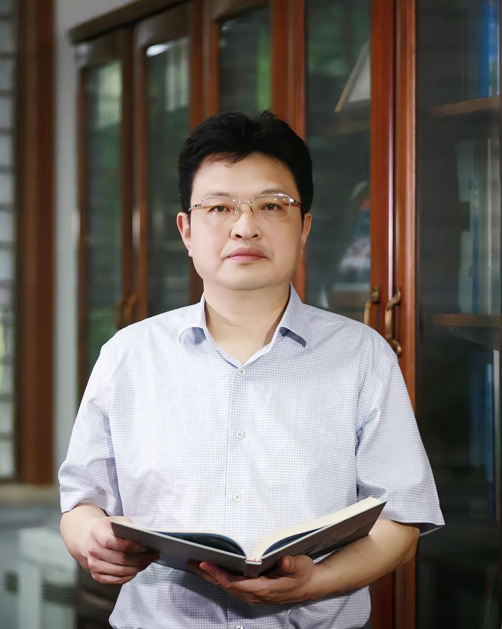 李建成同志任中南大学校长