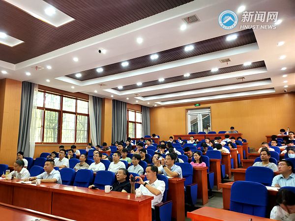 湘江高端学术论坛：西安科技大学邓军教授来校作学术讲座