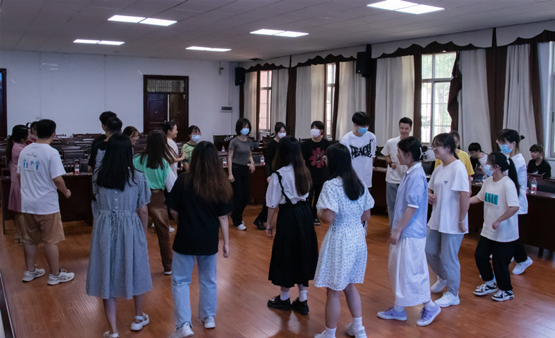 经管学院成功举办“民族同心，筑梦同行”中秋民族大团圆活动
