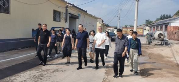 人民日报社人民论坛调研组赴我校定点帮扶村武乡县故城镇南沟村考察调研森林村庄建设