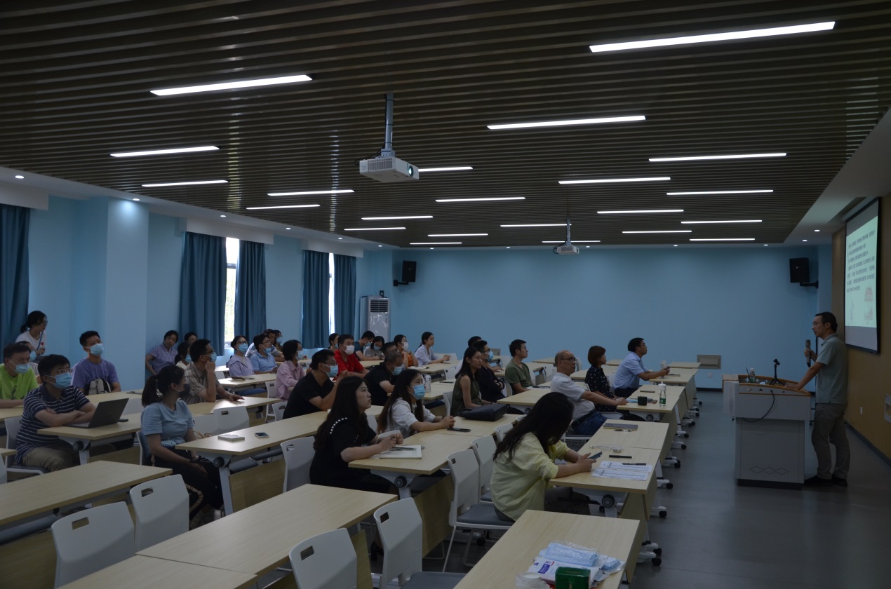 公共实验教学部开展安全教育培训