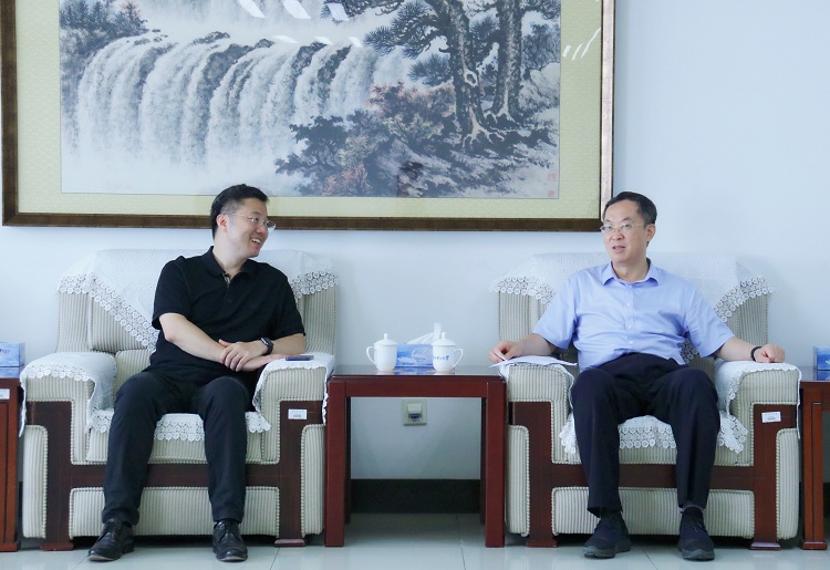 百度集团执行副总裁沈抖一行来我校交流
