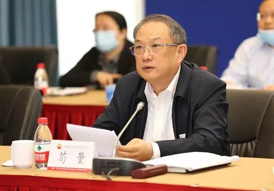 我校两位校友荣获“全国优秀企业家”称号