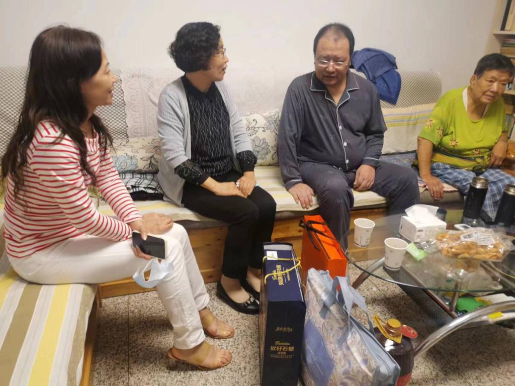 情系教师节 慰问暖人心——校工会开展庆祝教师节系列活动