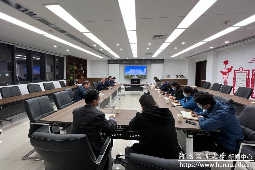 校长介晓磊主持推进“信息立交桥”便民服务工作