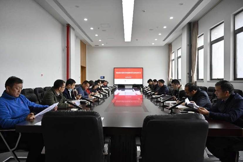 学校召开校园部分建筑景观道路命名意见征求会