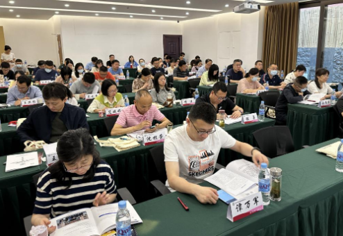 学习贯彻习近平新时代中国特色社会主义思想党性教育培训班在云南大学开班