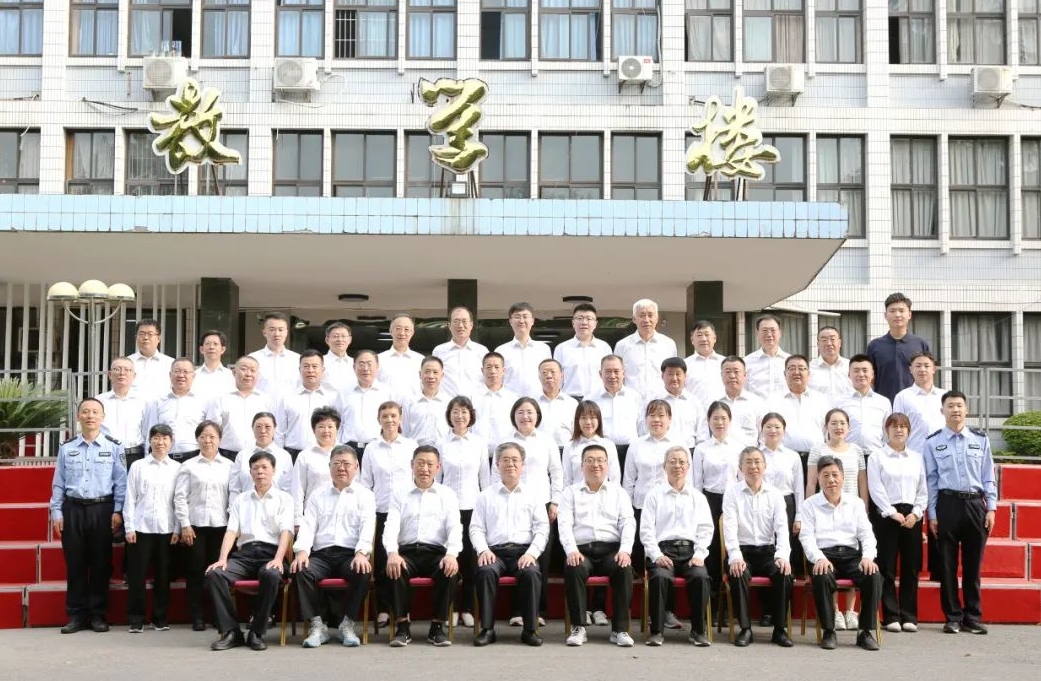 山东省青岛市平度市人民法院司法作风能力提升班开班