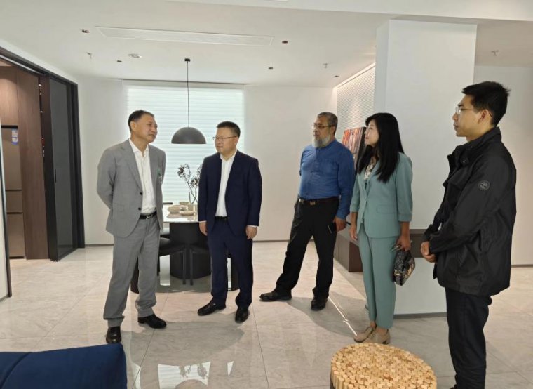 副校长那广利一行赴上海水石建筑规划设计股份有限公司等企业调研