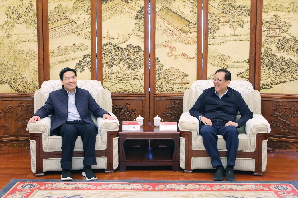 四川大学党委书记甘霖一行访问北京大学