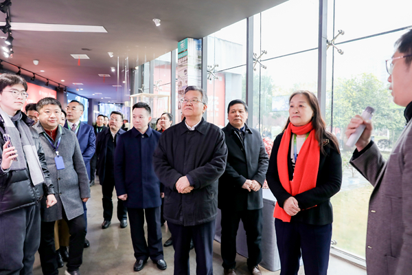 湖南省委副书记李殿勋来校考察调研