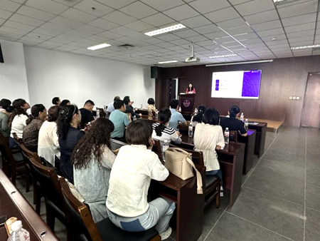 教师发展中心、教务处联合举办AI赋能教育教学专题讲座