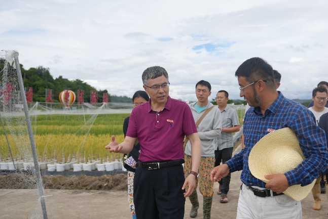 校长马文会率队赴西双版纳州对接体育美育浸润行动计划工作